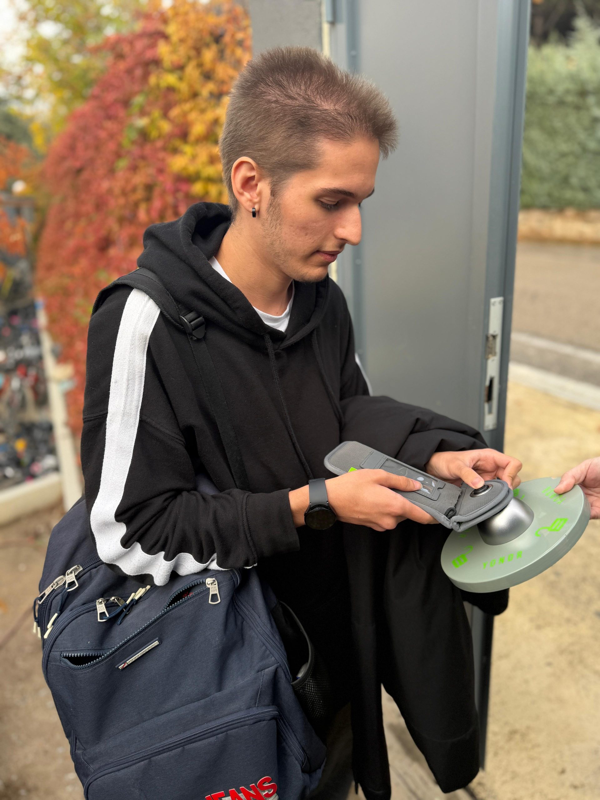 Educar en la era digital: límites, acompañamiento y pautas para un uso saludable del móvil y las redes sociales